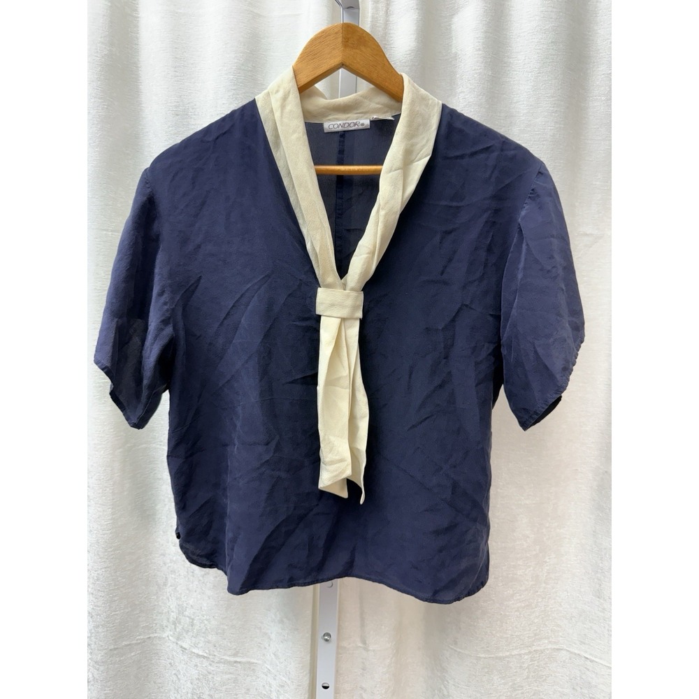 Vintage 100% Silk Navy Blue Short Sleeve Blouse With Cream Neck Tie Sz 7/8